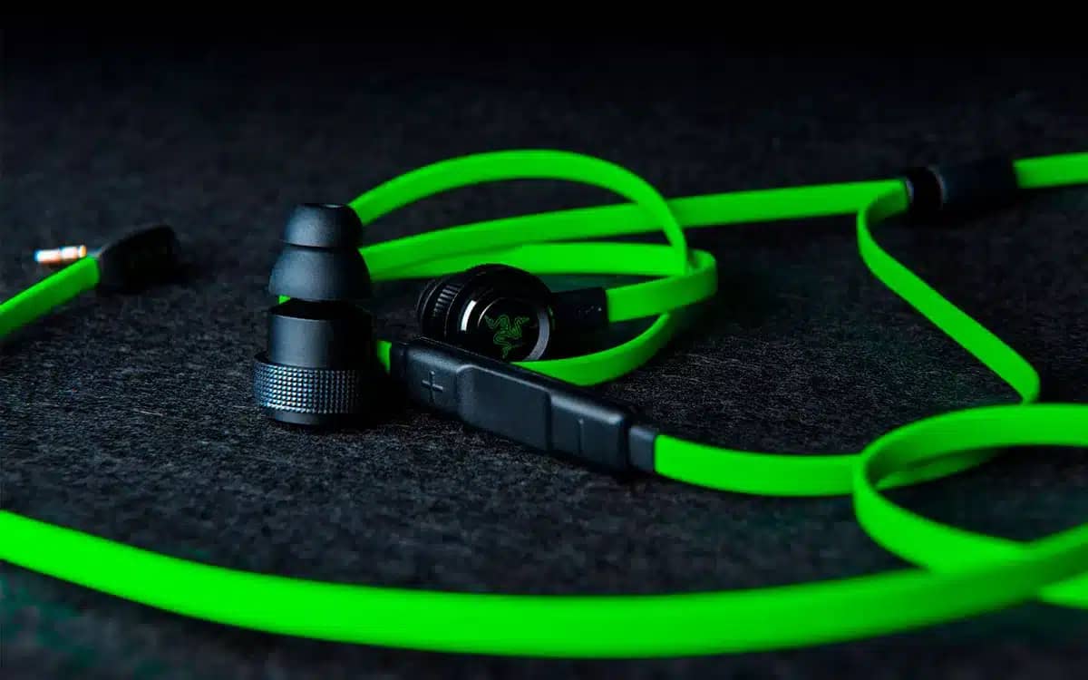 razer-anuncia-actualizacion-de-los-audifonos-razer-hammerhead